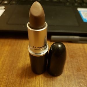 Mac Gritty girl lipstick